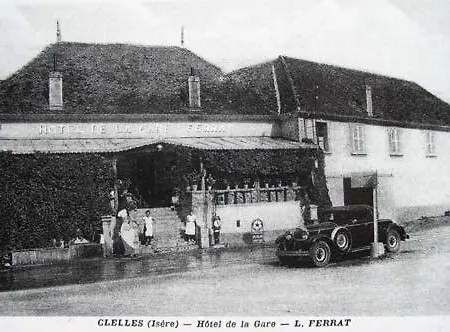 Restaurant Le Traineau 호텔 Clelles