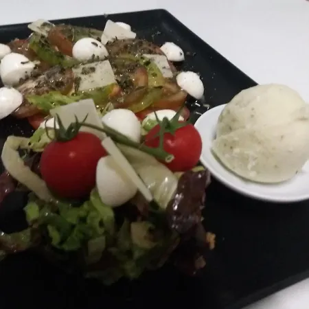 호텔 Restaurant Le Traineau Clelles